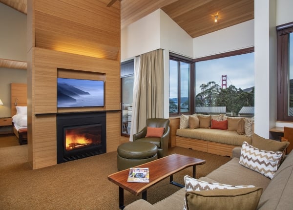 Living Room View Contemporary King Suite
