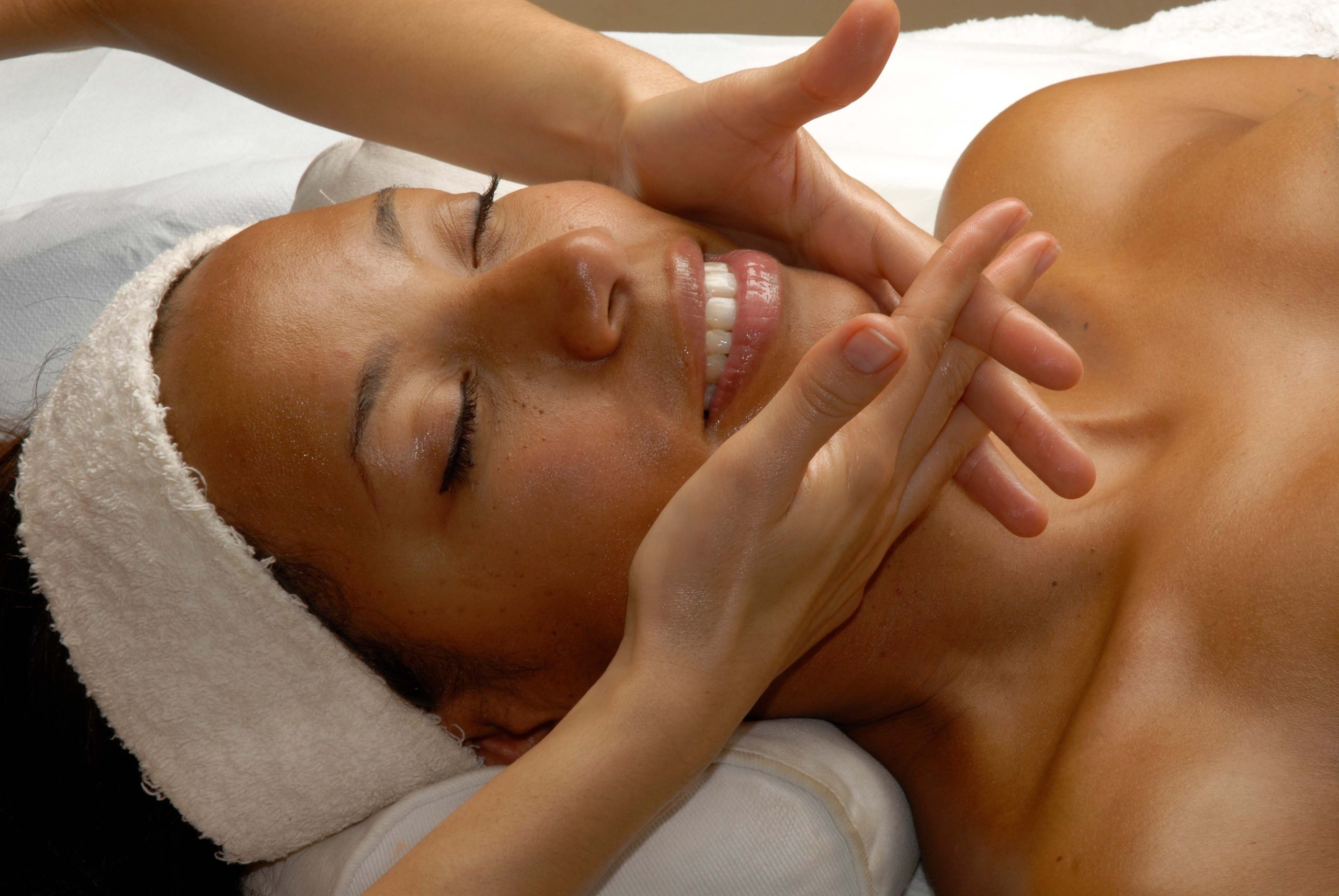 woman getting a facial