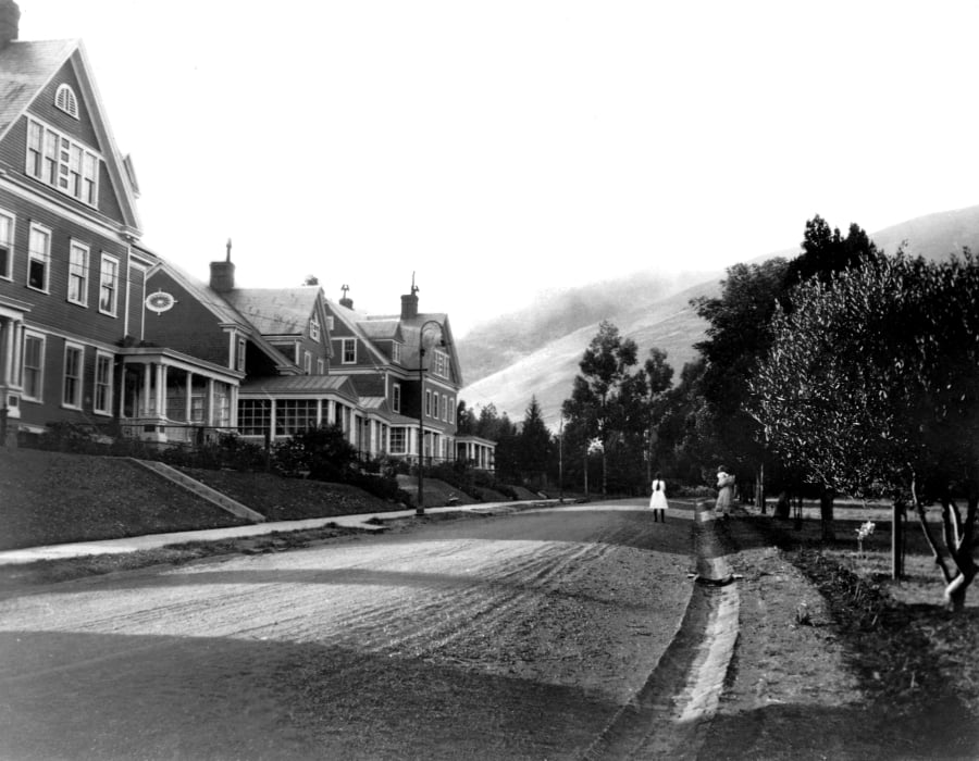 black and white Cavallo buildings