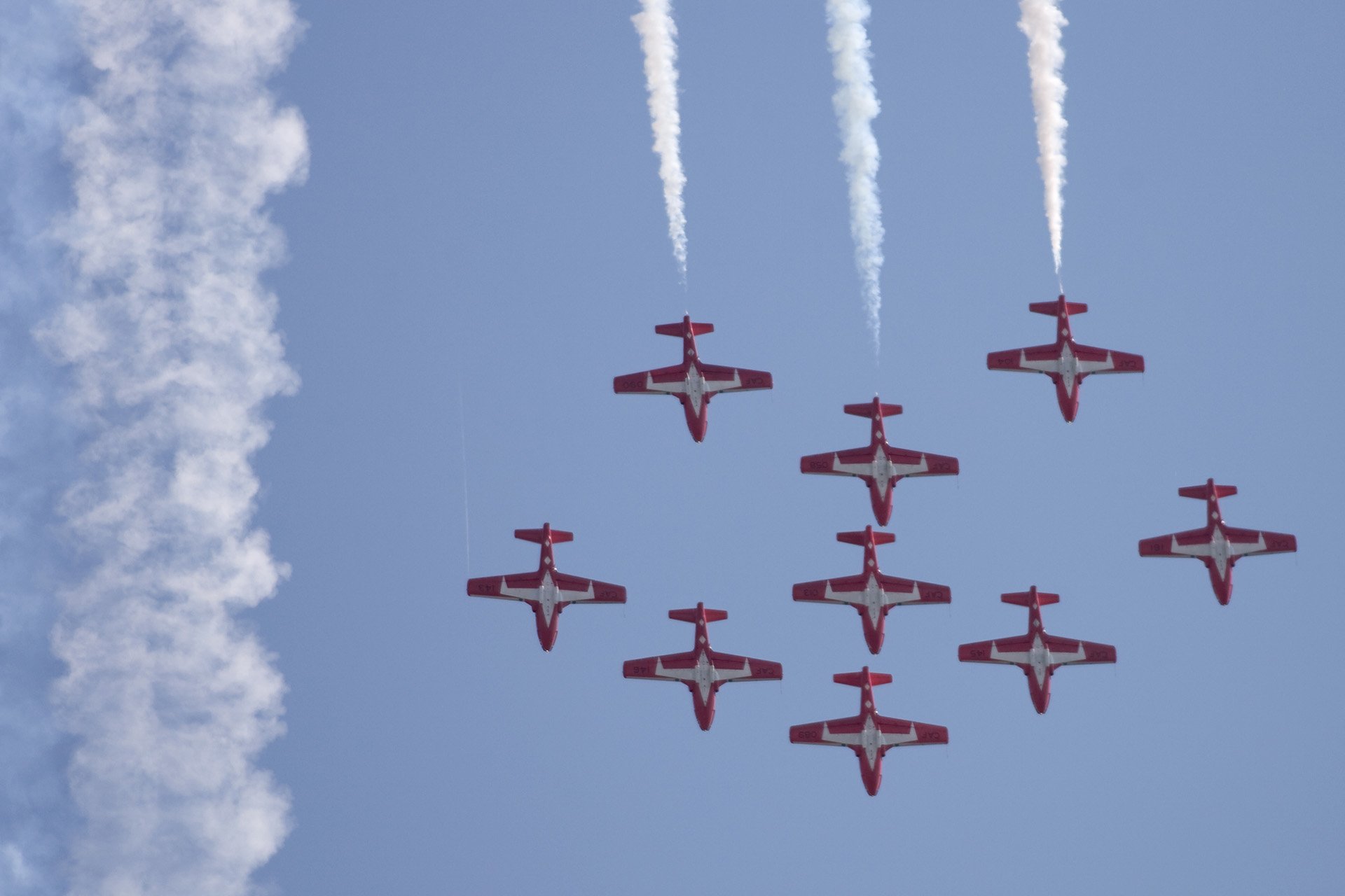 Snowbirds planes flying