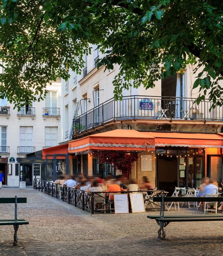 bistro in paris